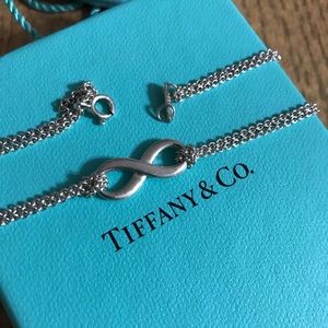 Tiffany’s silver infinity necklace